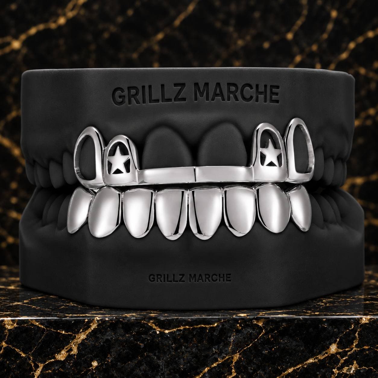 Barra con stelle e arcata piena · 20 denti · cromo-cobalto — design di grillz su misura dell'atelier Grillz Marche, realizzabile sul calco dei tuoi denti